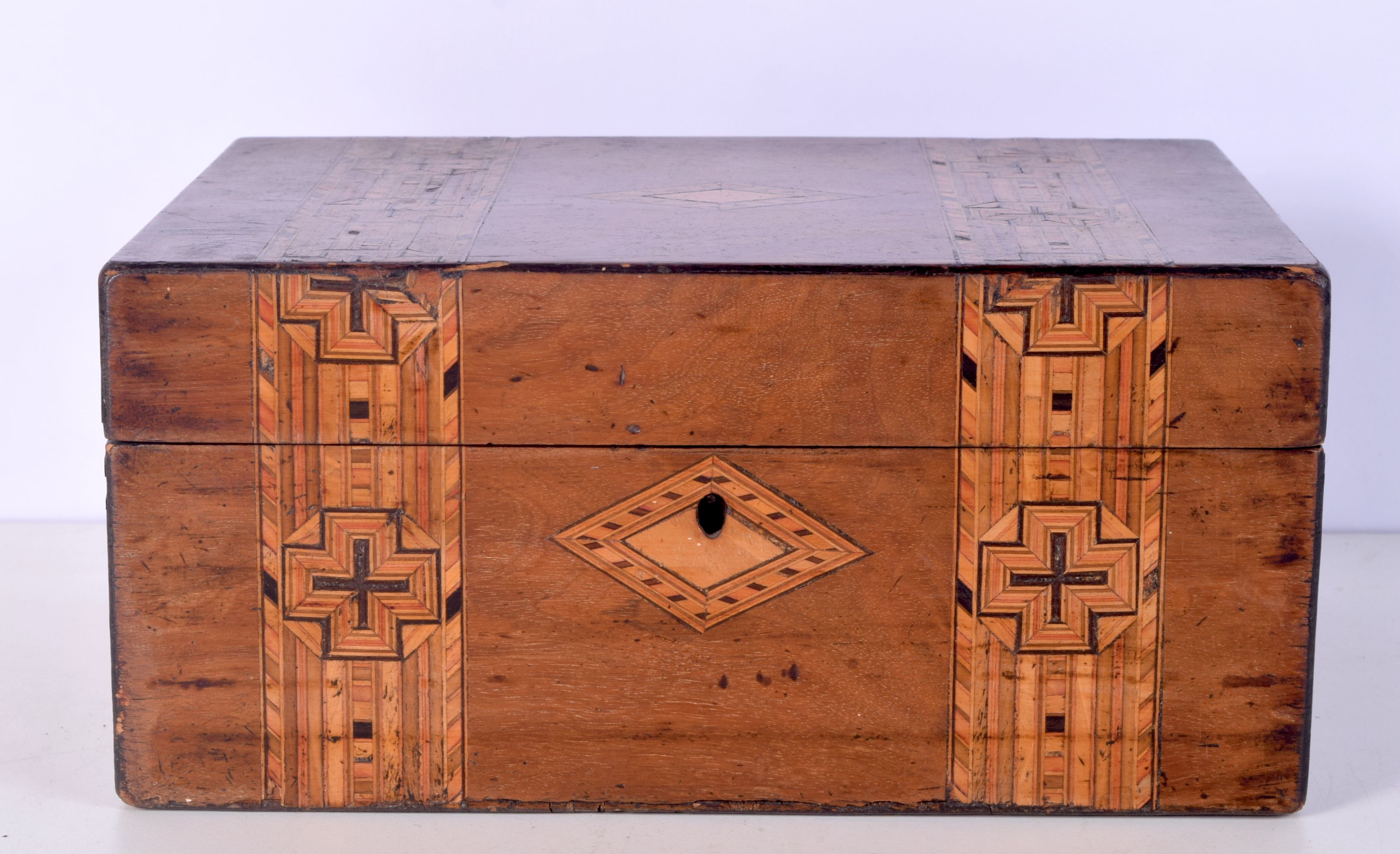 An antique wooden inlaid box 13 x 27 x 19cm.