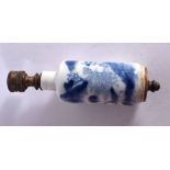 A CHINESE BLUE AND WHITE SNUFF BOTTLE CONVERTED TO A FINIAL 10.1cm x 2.8cm