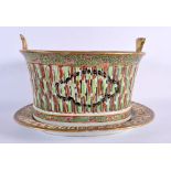 AN UNUSUAL 19TH CENTURY CHINESE CANTON FAMILLE ROSE BASKET ON STAND Qing. 24 cm x 18 cm. (2)