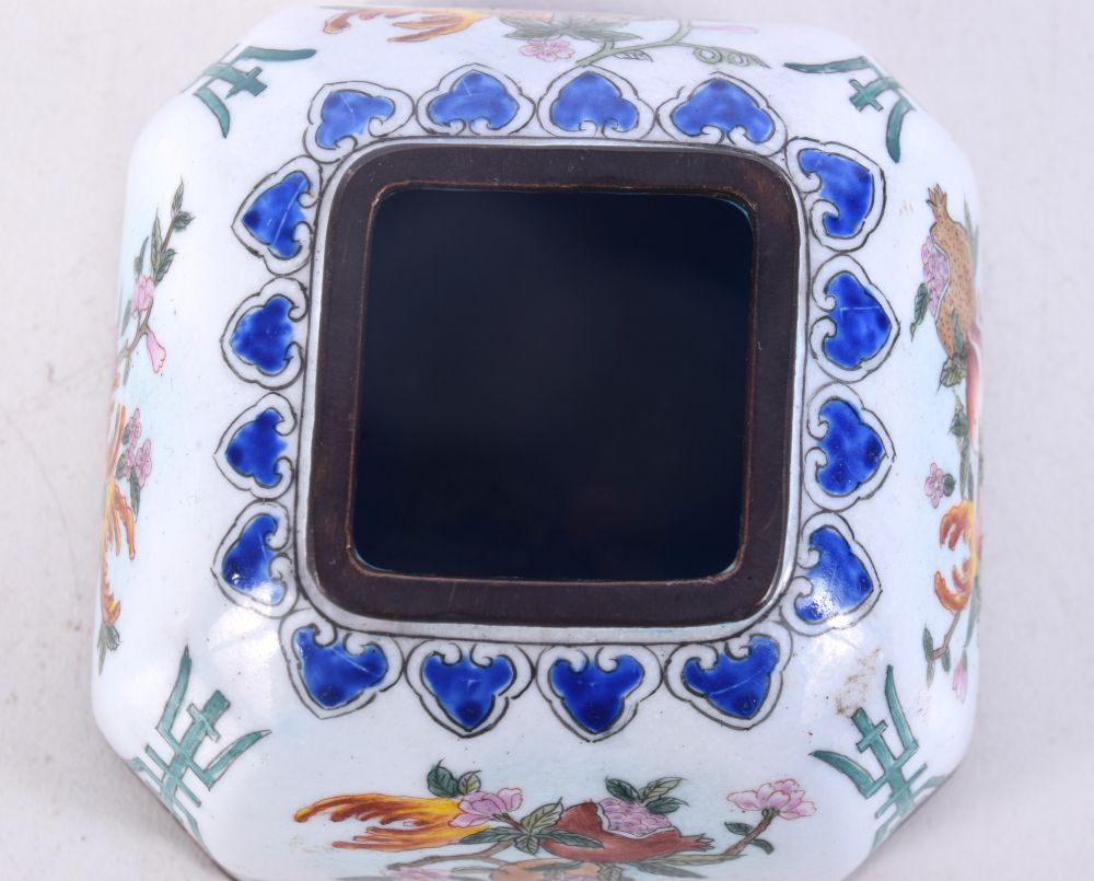 A Chinese Cloisonne enamelled seasoning pot together with a spoon 8 x 12 cm - Image 6 of 7