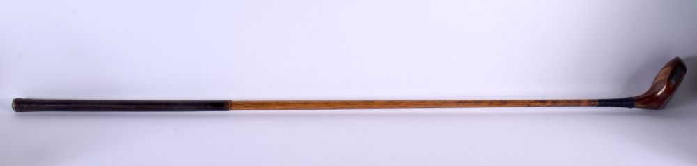 A D & W AUCHTERLONIE OF ST ANDREWS PERSIMMON WOOD DRIVING GOLF CLUB with hickory shaft. 110 cm long. - Image 8 of 8