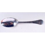 A RARE 18TH CENTURY NORWEGIAN ROUND BOWL SPOON. 37 grams. 19 cm x 4.5 cm.