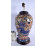 A LARGE 17TH/18TH CENTURY CHINESE CLOBBERED IMARI COUNTRY HOUSE LAMP Kangxi/Yongzheng. 42 cm x 18 c