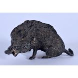 A CONTINENTAL BRONZE FIGURE OF A BOAR. 6.25 cm x 3.5 cm.