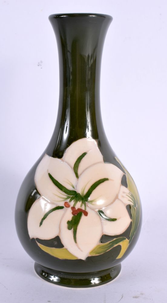 A MOORCROFT VASE. 17 cm high. - Image 2 of 5