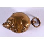 AN EDWARDIAN NOVELTY DOUBLE PIGGY VESTA CASE. 26 grams. 5.5 cm x 3 cm.