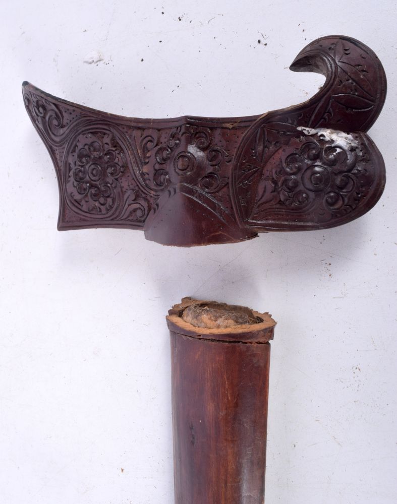 A Balinese carved wood Kris knife 52 cm - Image 6 of 7