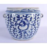 A LARGE 19TH CENTURY CHINESE BLUE AND WHITE PORCELAIN BOWL Late Qing. 21 cm x 19 cm.