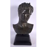 A GRAND TOUR STYLE BUST After the Antiquity. 33 cm high.