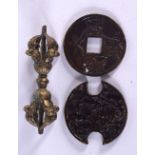 TWO CHINESE BRONZE COINS and a Tibetan bronze stupa. Largest 8.5 cm long. (3)