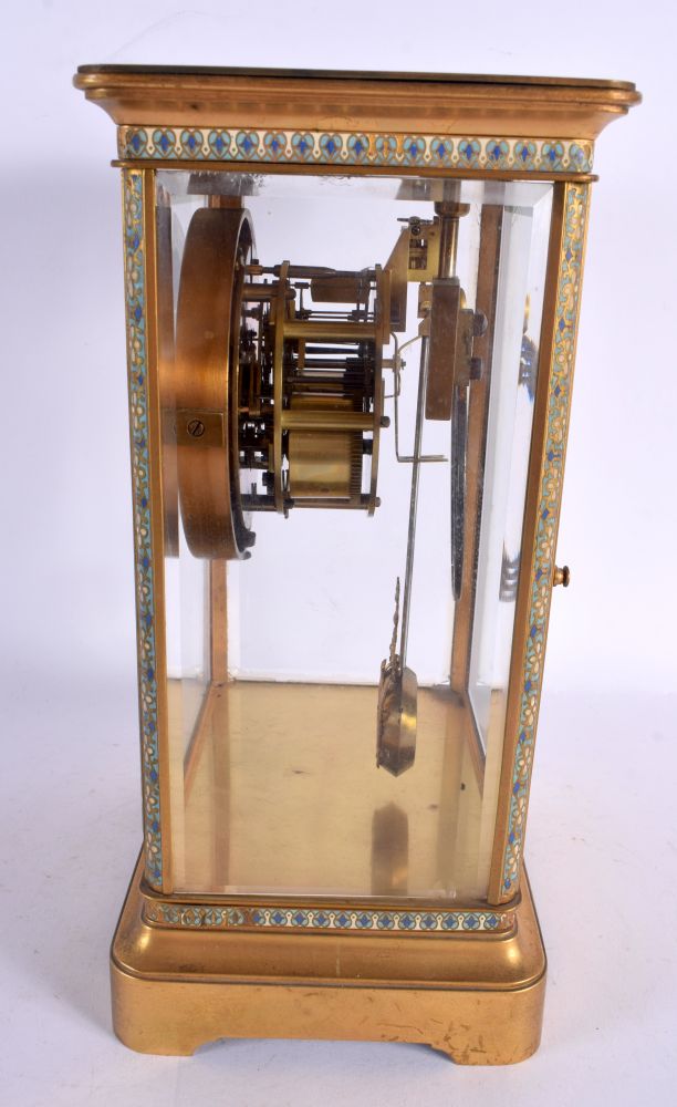 AN ANTIQUE CHAMPLEVE ENAMEL BRASS REGULATOR MANTEL CLOCK. 29 cm x 15 cm. - Image 2 of 6