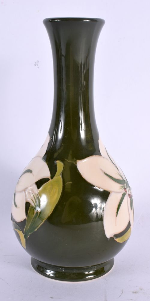 A MOORCROFT VASE. 17 cm high. - Image 3 of 5