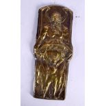 A FINE ART NOUVEAU BRONZE PLAQUE depicting a winged male beneath a putti. 12 cm x 5 cm.