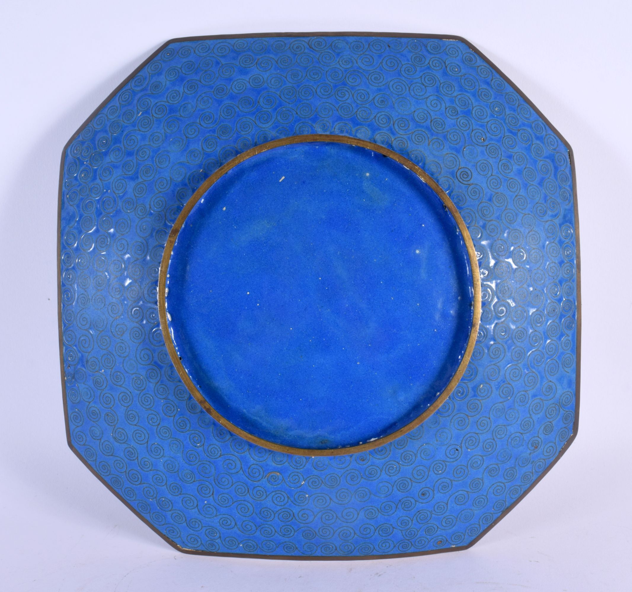 A 19TH CENTURY JAPANESE MEIJI PERIOD CLOISONNE ENAMEL PLATE in the manner of Namikawa Sosuke. 30 cm - Image 4 of 4