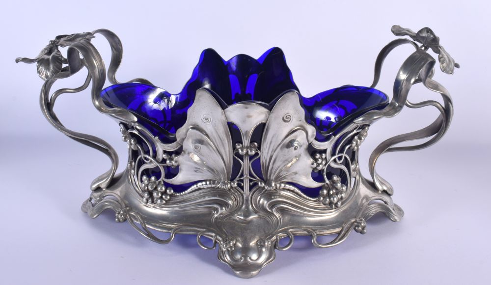 A LOVELY LARGE ART NOUVEAU WMF PEWTER AND BLUE GLASS JARDINIERE formed with opposing dragonflies and - Image 3 of 6