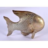 A CONTINENTAL WHITE METAL FISH BOX AND COVER. 33 grams. 8 cm x 6 cm.