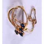 AN ANTIQUE GOLD DIAMOND AND SAPPHIRE FLORAL SPRAY BROOCH. 2.8cm x 1.9cm, weight 3.3g