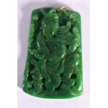 A CHINESE GOLD MOUNTED JADE PENDANT 20th century. 6.5 cm x 3.5 cm.