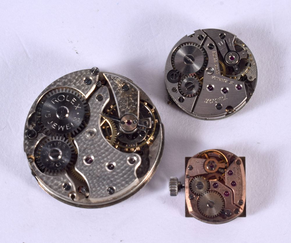 3 WATCH MOVEMENTS. Largest dial 3cm (3) - Image 2 of 2