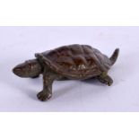 A JAPANESE BRONZE TURTLE. 5 cm x 3 cm.