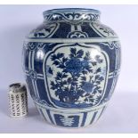 A LARGE 19TH CENTURY CHINESE BLUE AND WHITE PORCELAIN VASE Kraak style, painted with flowers. 37 cm