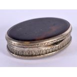 AN ANTIQUE SILVER SNUFF BOX. 24 grams. 4 cm x 5 cm.