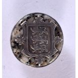 A WHITE METAL SCOTTISH STYLE LAPEL BUTTON. 2.5cm diameter. Weight 9.4g