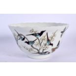 AN EARLY 20TH CENTURY CHINESE PORCELAIN MAGPIE BOWL Late Qing/Republic. 11 cm wide.