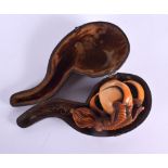 AN ANTIQUE MEERSCHAUM CLAW PIPE. 10 cm x 6 cm.