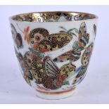 A 19TH CENTURY CHINESE FAMILLE ROSE PORCELAIN TEABOWL Qing. 5.25 cm wide.