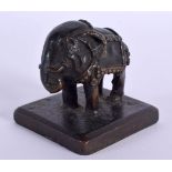 AN 18TH/19TH CENTURY CHINESE BRONZE SCHOLARS ELEPHANT SEAL Qianlong/Jiaqing. 5.5 cm square.