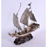 A LATE 19TH CENTURY CHINESE EXPORT SILVER JUNK BOAT Qing. 213 grams overall. 18 cm x 20 cm.