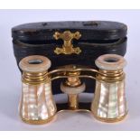 ANTIQUE CASED PAIR OF MOTHER-OF PEARL OPERA GLASSES. 5.1cm retracted, 6.7cm extended