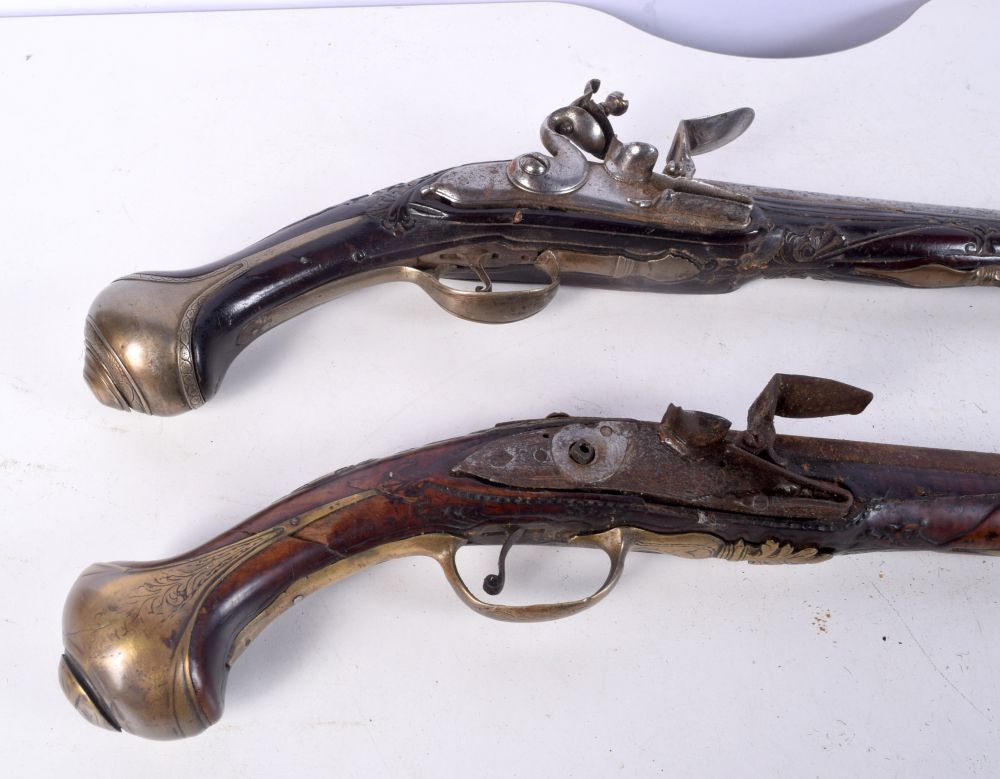 A pair of antique flintlock pistols 53 cm (2) - Bild 2 aus 7