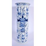 A LARGE 19TH CENTURY CHINESE BLUE AND WHITE PORCELAIN SLEEVE VASE bearing Kangxi marks to base. 31 c