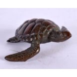 A JAPANESE BRONZE TORTOISE. 5 cm x 5 cm.