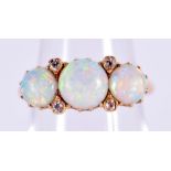 A LOVELY EDWARDIAN GOLD DIAMOND AND OPAL RING. K. 3.8 grams.