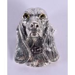 A SILVER DOG BROOCH. 12.5 grams. 3.5 cm x 2.5 cm.