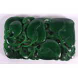 A CHINESE CARVED GREEN JADE OPEN WORK PLAQUE 20th Century. 12 cm x 8 cm.