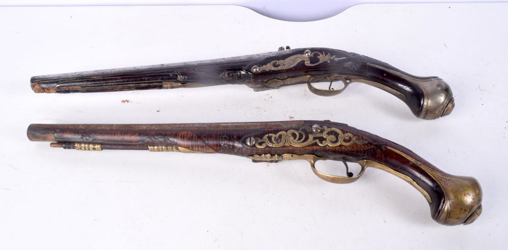 A pair of antique flintlock pistols 53 cm (2) - Bild 4 aus 7