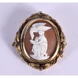 AN ANTIQUE YELLOW METAL CARVED CAMEO BROOCH. 30 grams. 6.25 cm x 5.75 cm.