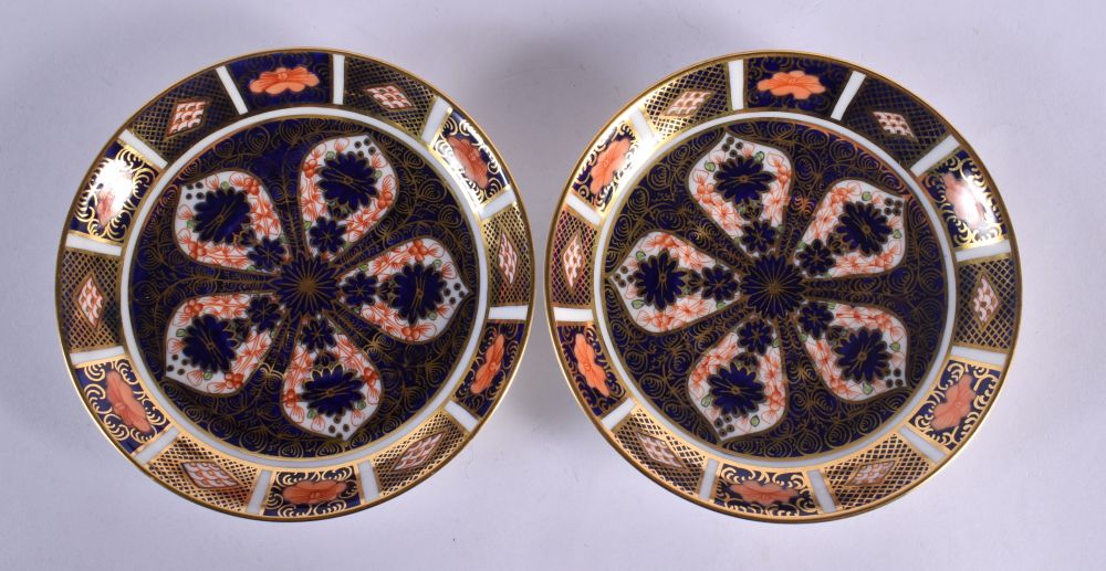 Early 20th century Royal Crown Derby pattern 1128, two cups, saucers and side plates. Plates 16cm d - Image 2 of 9