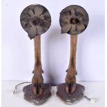 A pair of taxidermy Deer's foot lampstands 43 cm (2)