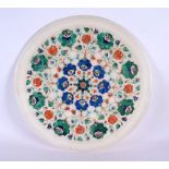 AN INDIAN AGRA MARBLE HARDSTONE INLAID MARBLE DISH decorated with foliage. 30 cm diameter.