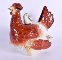 AN EARLY 19TH CENTURY ENGLISH PEARLWARE CHICKEN BOX AND COVER. 17 cm x 17 cm.