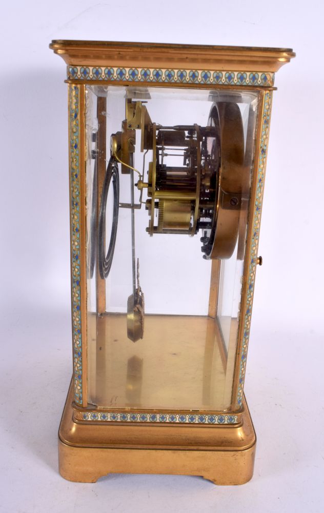 AN ANTIQUE CHAMPLEVE ENAMEL BRASS REGULATOR MANTEL CLOCK. 29 cm x 15 cm. - Image 3 of 6