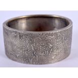 ANTIQUE EGYPTIAN REVIVAL CUFF BRACELET. Internal diameter 5.6cm x 5cm, weight 37g