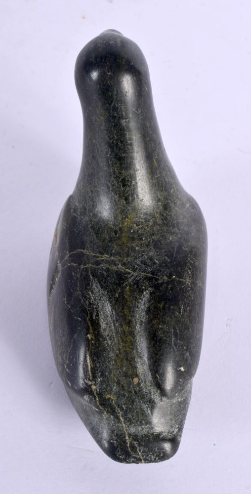 A NORTH AMERICAN INUIT CARVED STONE FIGURE OF A BIRD. 12 cm x 8 cm. - Image 3 of 4