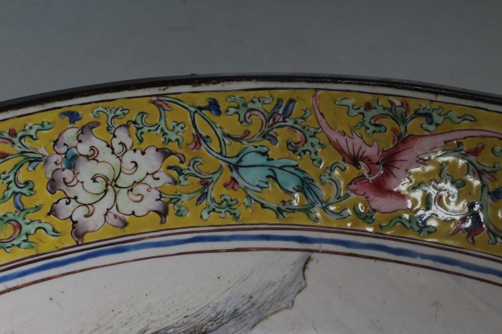 A PAIR OF CANTON ENAMEL SAUCER DISHES centrally painted in pastel colours with figures in - Image 6 of 8