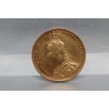 A VICTORIA JH SOVEREIGN, 1892, 7.9g (Est. plus 21% premium inc. VAT)